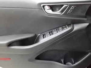 Hyundai IONIQ IONIQ Elektro 100kw Navi SHz Leder Bild 4