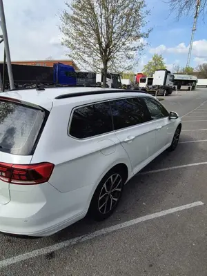 Volkswagen Passat Variant Volkswagen Passat Variant 2.0 TDI /DSG/AHK Bild 3