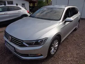 Volkswagen Passat Variant 1.6 TDI DSG -AHK-Privatverkauf -Scheckheft-