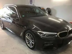 BMW 530 530d xDrive Touring Aut. Sport Line