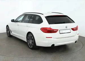 BMW 520 520i Touring LED Navi Sitzheizung Tempomat AHK Bild 3