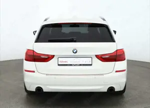 BMW 520 520i Touring LED Navi Sitzheizung Tempomat AHK Bild 4