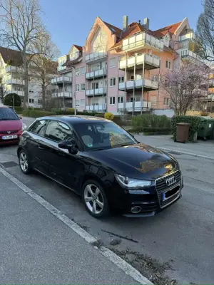 Audi A1 1.4 TFSI S tronic line Sportpaket