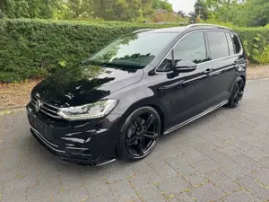 Volkswagen Touran R-Line 2.0TDI DSG 190PS 1Hand 7-Sitze !!