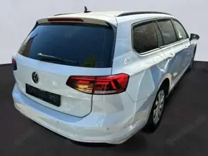 Volkswagen Passat Variant 2.0 TDI DSG AHK*Navi*RFK*GRA*SHZ Bild 5