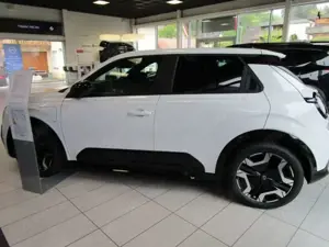 Nissan Micra BEV Advance 40 kWh Winter-Paket / 18" Zoll Bild 4