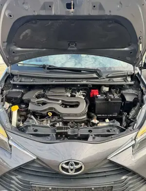 Toyota Yaris Comfort Rückfahrkamera Klima Bild 3