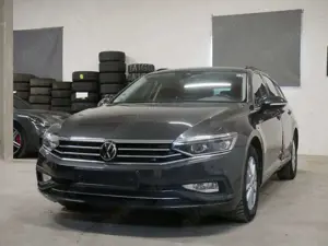 Volkswagen Passat Variant Business HUD R-KAM AMBI MASSAGE