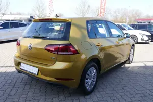 Volkswagen Golf VII 1.0 Trendline Klima PDC Bluetooth Bild 4