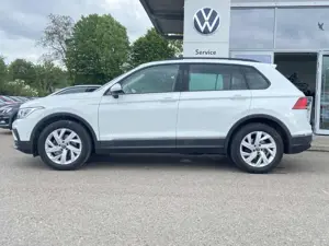 Volkswagen Tiguan 1.5 TSI Life 18"+PANORAMA+APP-CONNECT+KAM