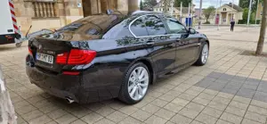 BMW 535 535i xDrive M-Sportpaket Glasd. Navi Leder Xenon Bild 3