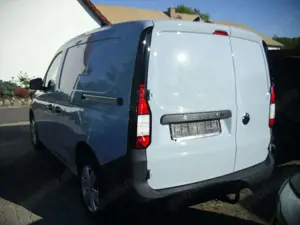 Volkswagen Caddy Cargo*SHZG*KLIMA*KAMERA*PDC v.+h.*HZVR* Bild 4