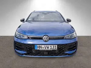 Volkswagen Passat Variant R-Line 4Motion 2.0TDI DSG HUD AHK Bild 5