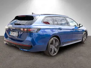 Volkswagen Passat Variant R-Line 4Motion 2.0TDI DSG HUD AHK Bild 3