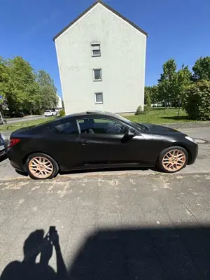 Hyundai Genesis Coupe 2.0 T