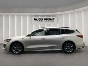 Ford Focus ST-Line X Turnier Aut.*AHK*ACC*HUD*KAM*NAVI*WINTER Bild 2