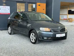 Skoda Rapid/Spaceback Spaceback Elegance 1.4 AUTOMATIK PDC KLIMA Bild 2