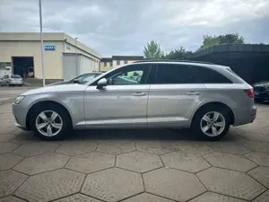 Audi A4 Avant NAVI STANDHEIZUNG Bild 3