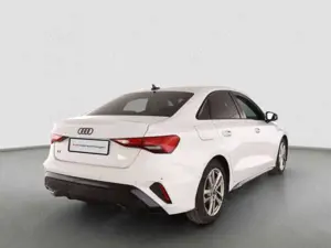 Audi A3 S line 35TDI Stron LED Navi ACC RFK Bild 3