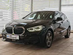 BMW 118 i Autom. KAM KomfZug LenkHzg HiFi Ad.LED