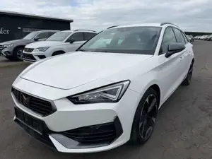 CUPRA Leon Sportstourer e-Hybrid Schalensitze Digital