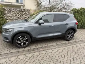 Volvo XC40 T3 Geartronic Momentum PRO, 1. Hand, Teilleder, Kamera, Navigation,  BLIS,  autom. Heckkl