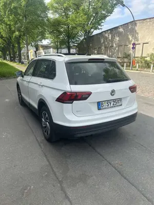 Volkswagen Tiguan Sound BMT/Start-Stopp Bild 5