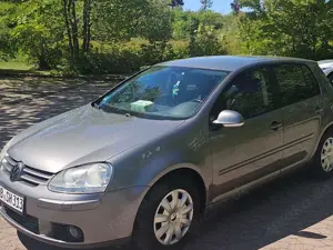 Volkswagen Golf Golf 1.6 Bild 2