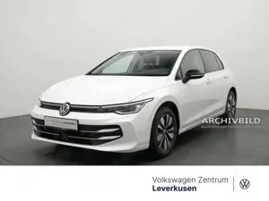 Volkswagen Golf VIII ACC LED KAM NAVI SHZ