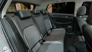 Volkswagen Golf 1.5 eTSI DSG GOAL Matrix ACC Kamera AHK Bild 4