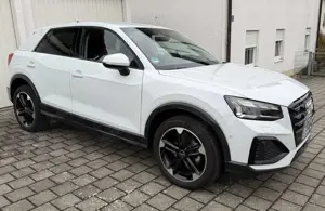 Audi Q2 02 advanced 35 TFSI S tronic MATRIX,NAV,AHK, VIRT