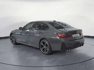 BMW 320 d xDrive Automatik M Sport AHK Innovation Bild 4