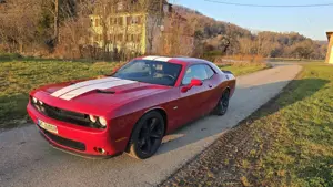 Dodge Challenger Automatik SXT mit Sportklappenauspuff