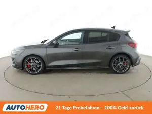 Ford Focus 2.3 EcoBoost ST X Aut*NAVI*LED*ACC*CAM*PDC*SHZ* Bild 3