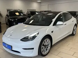 Tesla Model 3 RWD*Leder*Pano*R-Cam*Autopilot*LED*NAVI