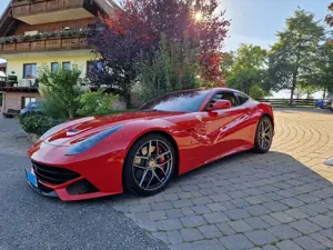 Ferrari F12