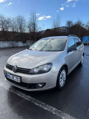 Volkswagen Golf 2.0 TDI DPF Comfortline