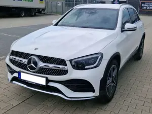Mercedes-Benz GLC 200 GLC 200 4Matic 9G-TRONIC AMG Line