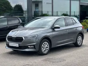 Skoda Fabia 1.0TSI TOP Selection Klima Kamera AHK SHZ