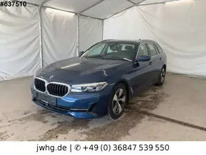 BMW 520 d T xDrive LEDER/COCKP-PRO/ACC/PANO/HK