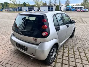 smart forFour forfour Basis 47 kW*TÜV*KLIMA*ELK.FENSTE Bild 4