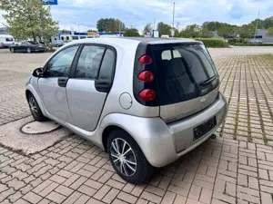 smart forFour forfour Basis 47 kW*TÜV*KLIMA*ELK.FENSTE Bild 3