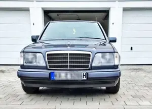 Mercedes-Benz 280 Mercedes Benz  E280 Originalzustand Bild 3