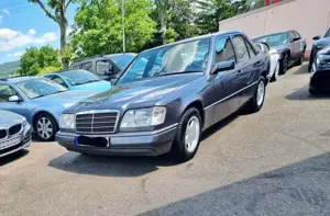 Mercedes-Benz 280 Mercedes Benz  E280 Originalzustand Bild 4