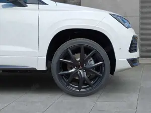 CUPRA Ateca 1.5*DSG*AHK*EFS*EHK*SOUND*KESSY* Bild 5