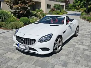 Mercedes-Benz SLC 250 SLC 250 d 9G-TRONIC Bild 2