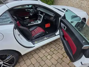 Mercedes-Benz SLC 250 SLC 250 d 9G-TRONIC Bild 5