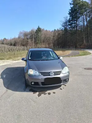 Volkswagen Golf 1.6 FSI Goal