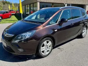 Opel Zafira Tourer Innovation"Alu,Xenon,Navi,SHZ,LRH,PDC,RFK,AHK"