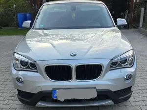 BMW X1 X1  xDrive18d Automatik AHK Panorama Xenon Navi